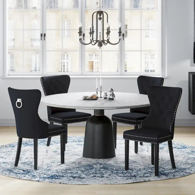 Chaise de salle à manger capitonnée à dossier haut avec clous décoratifs et anneaux de tirage