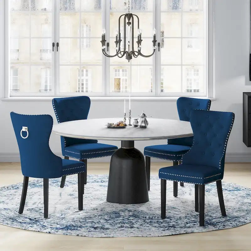 Chaise de salle à manger capitonnée à dossier haut avec clous décoratifs et anneaux de tirage