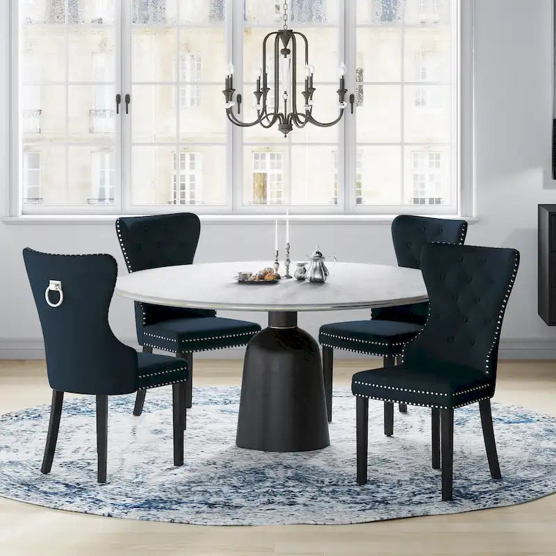 Chaise de salle à manger capitonnée à dossier haut avec clous décoratifs et anneaux de tirage