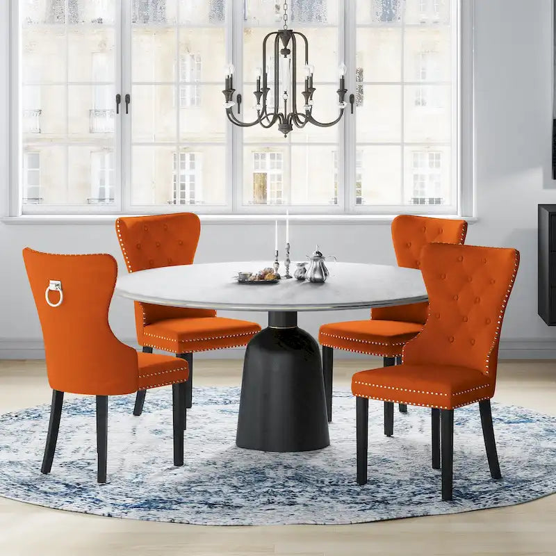 Chaise de salle à manger capitonnée à dossier haut avec clous décoratifs et anneaux de tirage