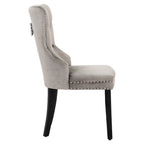 Chaise de salle à manger capitonnée à dossier haut avec clous décoratifs et anneaux de tirage