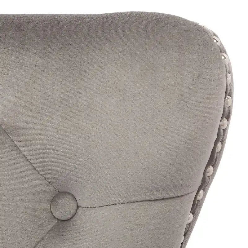 Chaise de salle à manger capitonnée à dossier haut avec clous décoratifs et anneaux de tirage