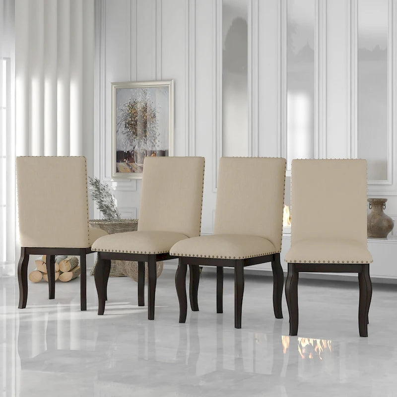 Chaises de salle à manger capitonnées en bois avec clous décoratifs