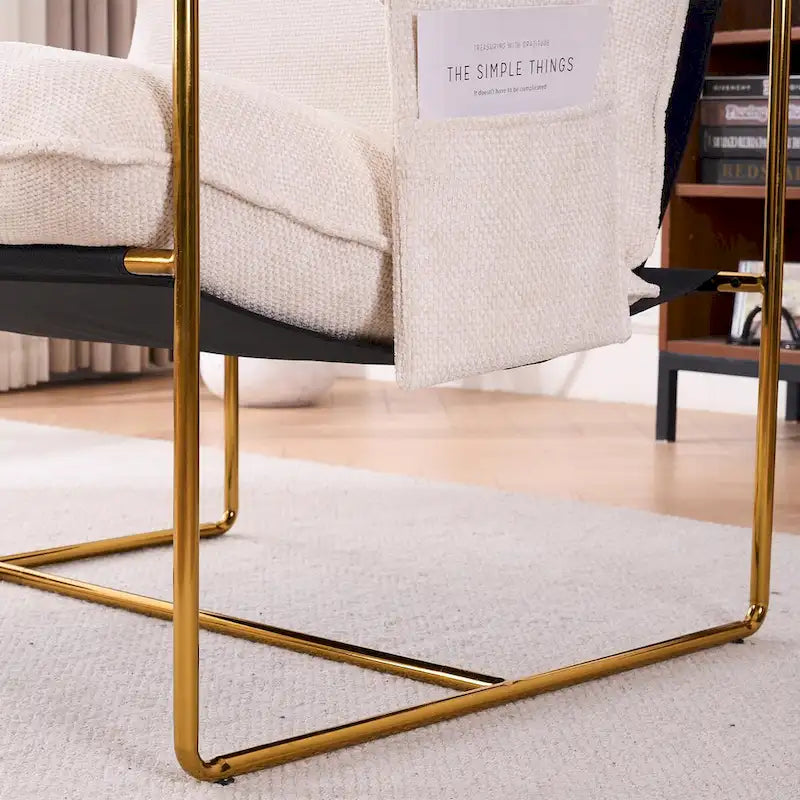 Fauteuils suspendus rembourrés avec pochettes latérales, structure métallique